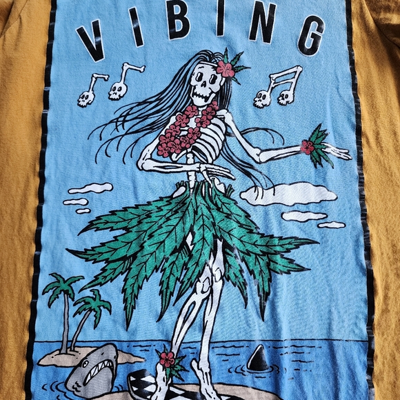 Eighty Eight Vibing Graphic T-Shirt Small - Picture 2 of 4